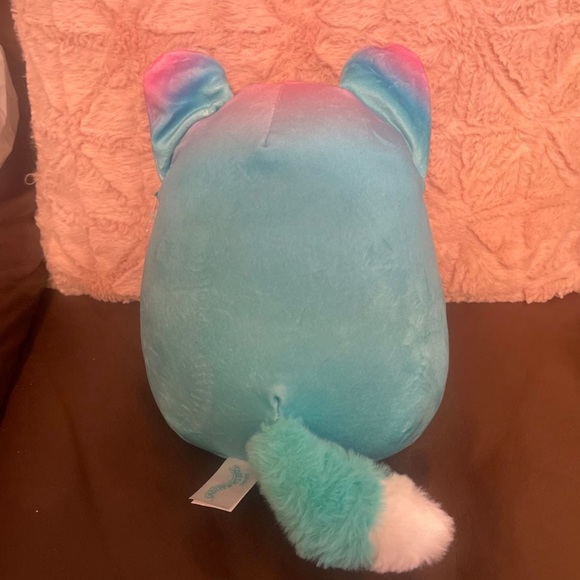 Vicki Squishmallow 8” - Picture 2 of 7